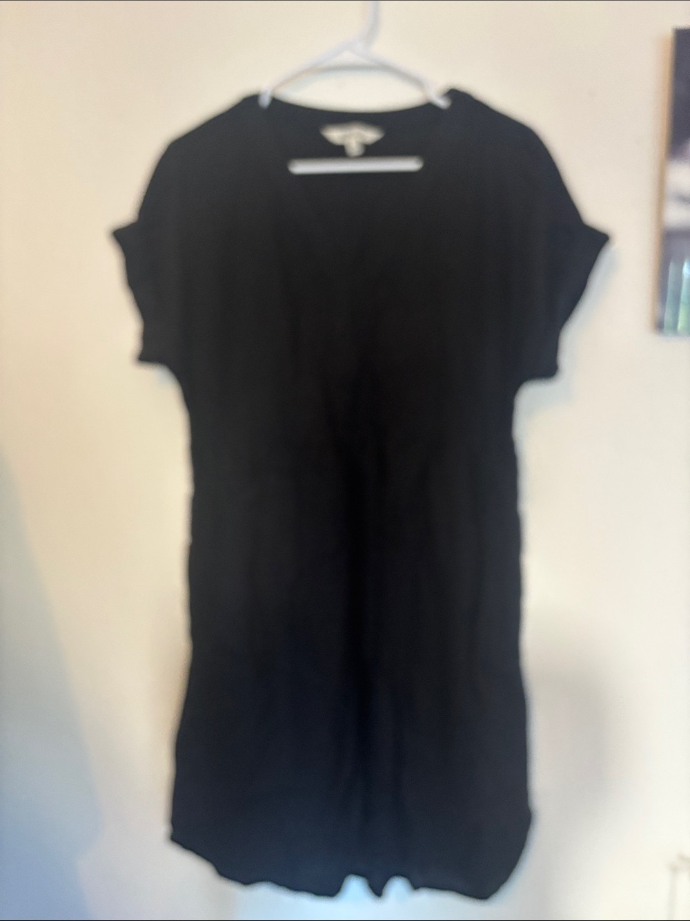 Briggs New York Black V-Neck Short Sleeve Mini Dress